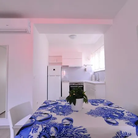 A1 - Luxury Apt In Center Just 5min From Beach *