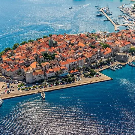 A1 - Luxury Apt In Center Just 5min From Beach *