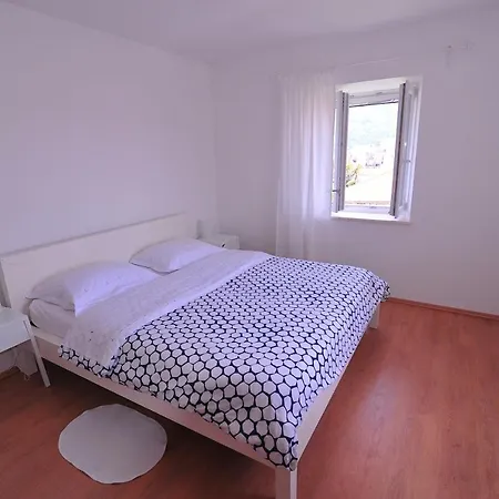 Apartment A1 - Luxury Apt In Center Just 5min From Beach *