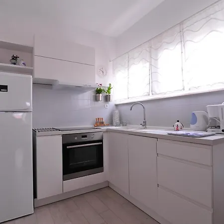 A1 - Luxury Apt In Center Just 5min From Beach Apartment