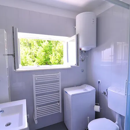 דירה A - Luxury In Center Just 5min From קורצולה